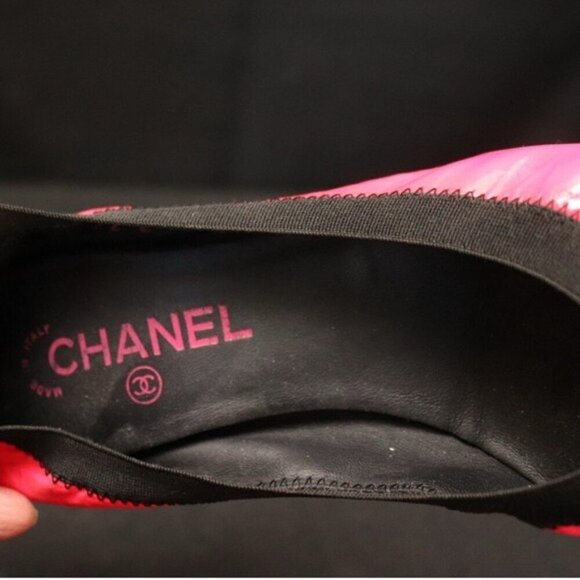 Chanel Logo Pink Patent Leather Black Cap Toe Ballet Pump Heels 10.5 US 41 IT - Picture 4 of 12